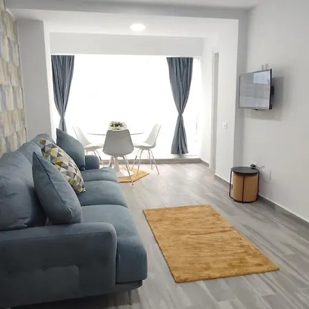 Family - Sea View